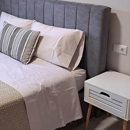 Lejlighed Elegance PalaiónTsiflíkion