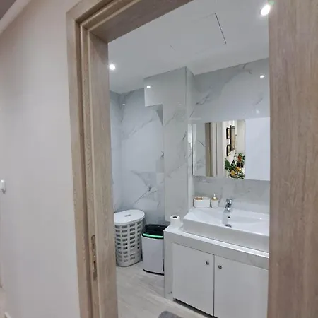 Elegance Apartment