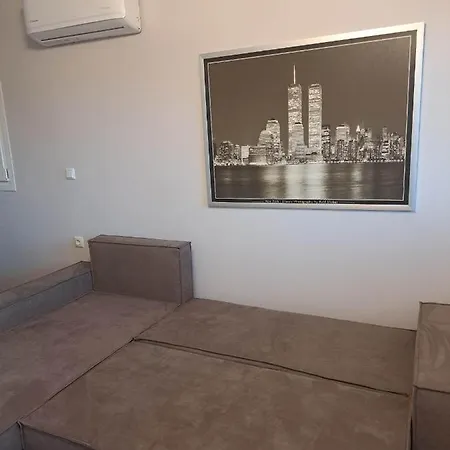 Elegance *